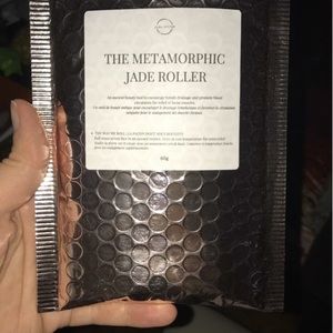 Jade roller